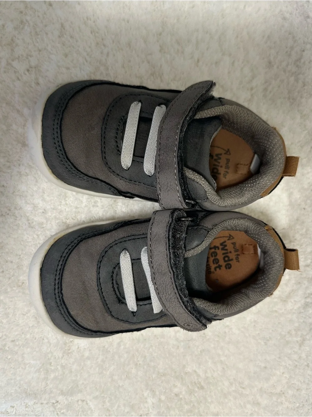 Stride Rite 360 Gray Toddler Shoes with Velcro Strap